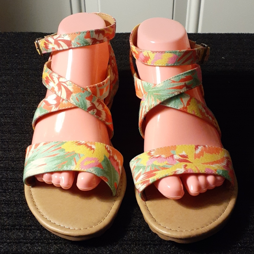 Joe Boxer women's sandals